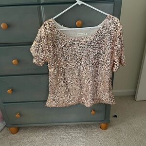 Women’s Sequin Short Sleeve Top in Rose Gold